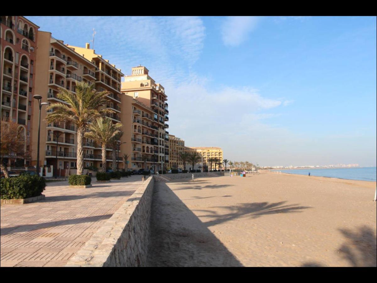 Cozy Apartment On The Sea Port Saplaya Luaran gambar